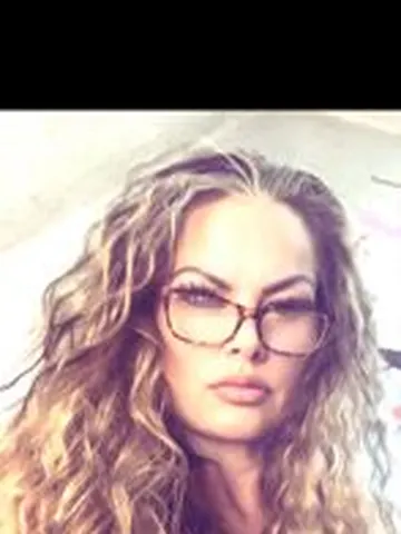 Tallyx webcam model from United Kingdom
