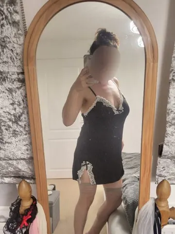 _amelia_xo webcam model from United Kingdom