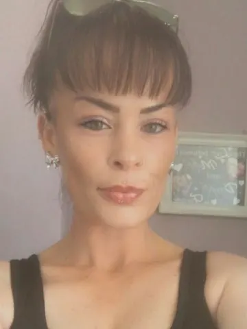 MissMischiefX webcam model from United Kingdom