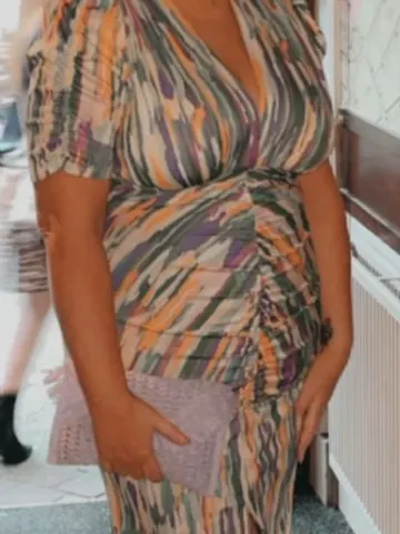 Classy-Blonde-Bella webcam model from United Kingdom