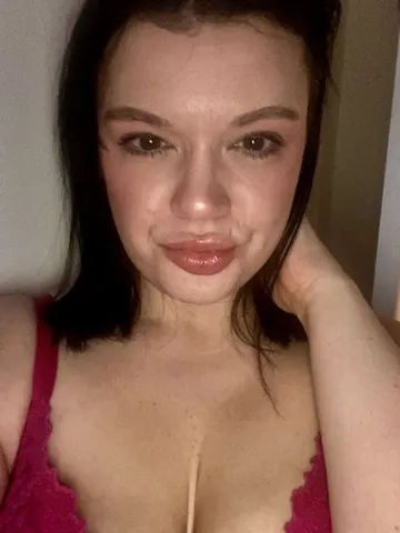CallaEffect webcam model from United Kingdom