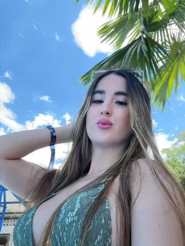 Tiana_sanders9 webcam model from Colombia