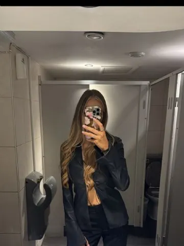 PrettyLittle-Honey webcam model from United Kingdom