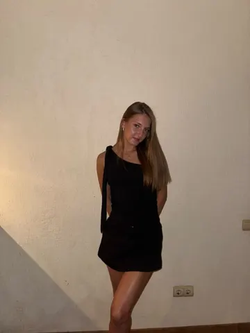 Lana_Jewel live cam