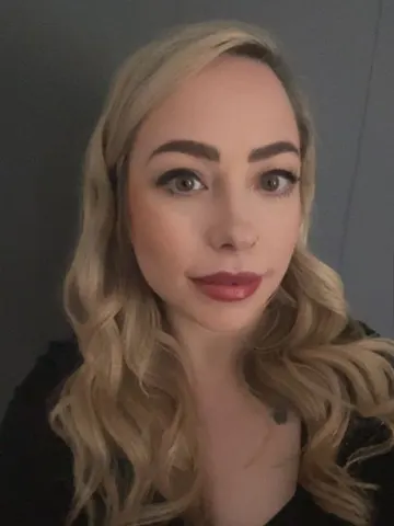 PippaRaye webcam model from United Kingdom