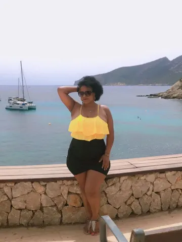 Miss-SelenaX webcam model from United Kingdom