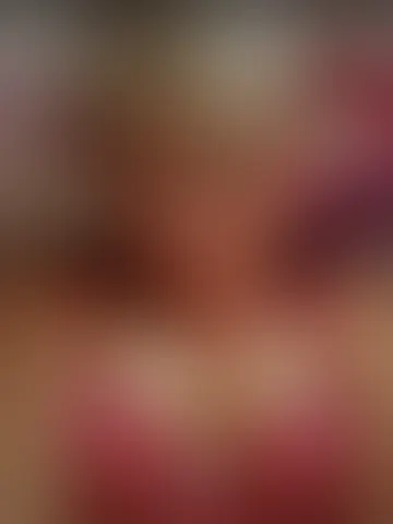Pixie-Rose live cam