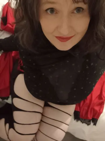 peachesandcreamxxxx webcam model from United Kingdom