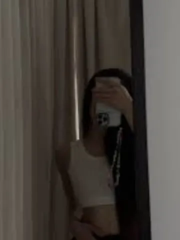 Yourdreamxo webcam model from United Kingdom