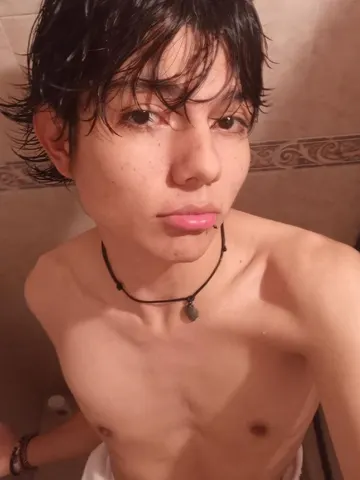 Liamdelrey webcam model from Colombia