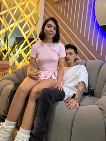 DaniaANDgael webcam model from Colombia