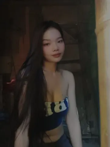 MIA_LUXXE live cam
