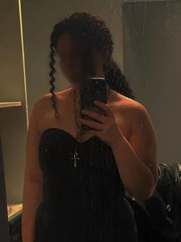 _Cherry6868_ webcam model from United Kingdom
