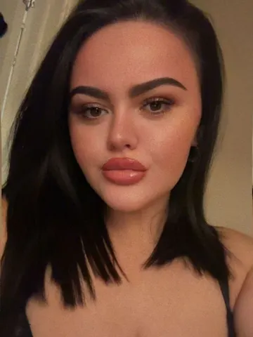 Trulypreciousxx webcam model from Cardiff 