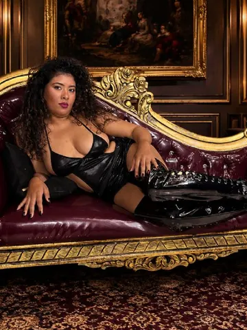 chloemitchell webcam model from Colombia