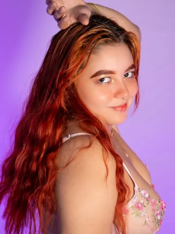 HarperStorm webcam model from Colombia