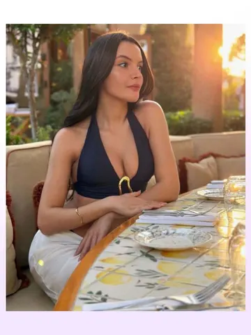 IsabellaMWAH webcam model from United Kingdom
