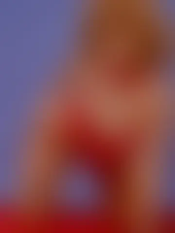 MissAyra-x live cam