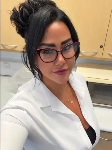 MyMissClaire webcam model from United Kingdom
