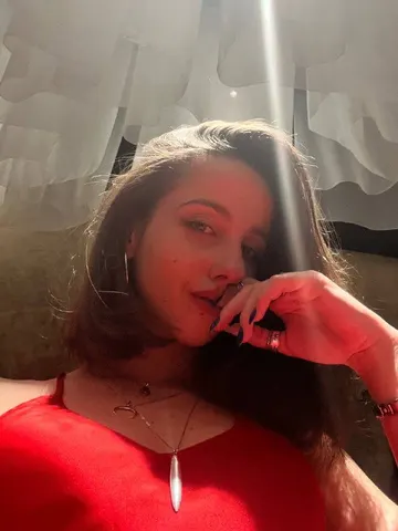 EmmaTouch webcam model from Ukraine