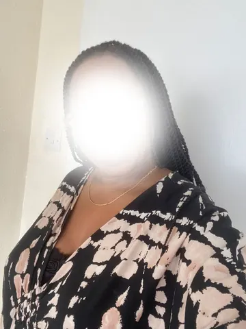 DellaN webcam model from United Kingdom