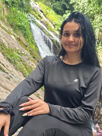 ceeleste_sweet webcam model from Colombia