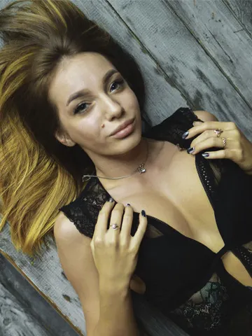 AbigailMoreno cam model