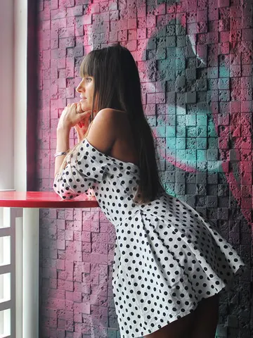 AdriLolaLong cam model