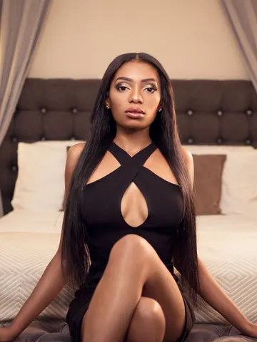AlainaSaint cam model
