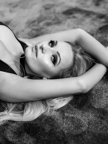 AlessiaChance cam model