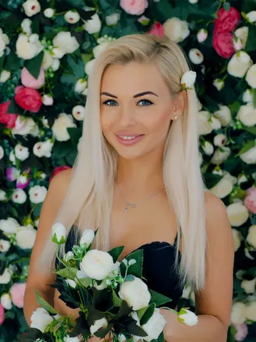 AlexaLUVE cam model