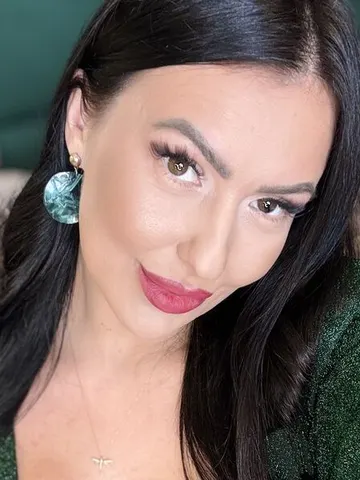 AlisonHale cam model