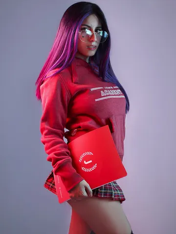 AlissiaRussu cam model