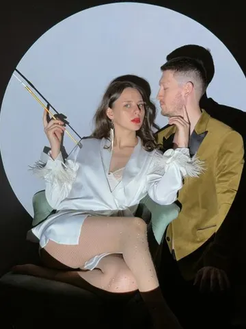 AlyceAndDanny cam model