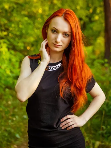 BrilliantAnna cam model