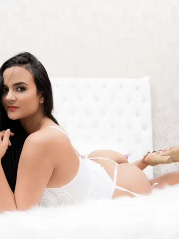 BrunaGomez cam model