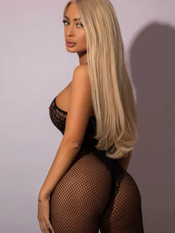CaitlinBlue cam model
