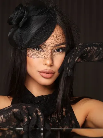 CarlaNichols cam model