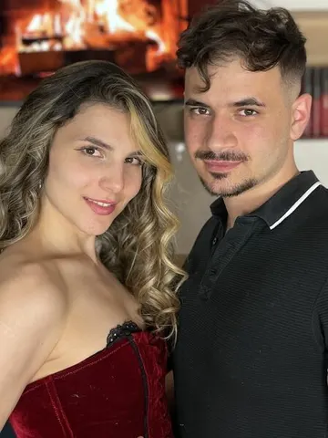 ChleoandChris cam model