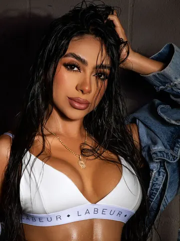 CristalMatthews cam model