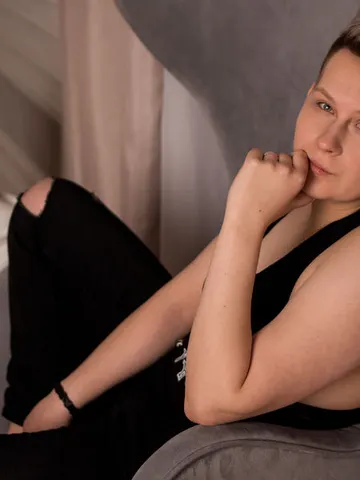 DaisyDahlingX cam model