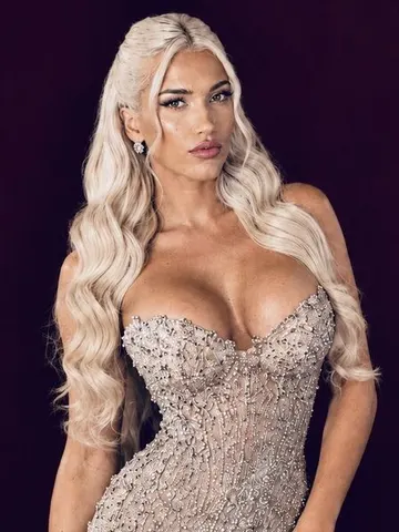 ElsaPressley cam model