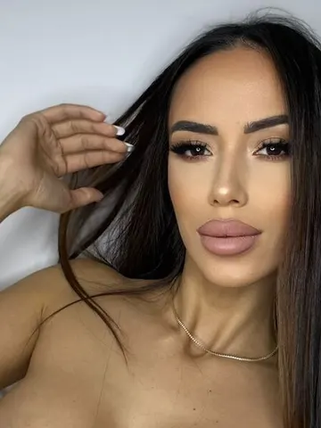 EvaYves cam model