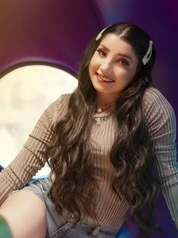 GabrielaVargas cam model