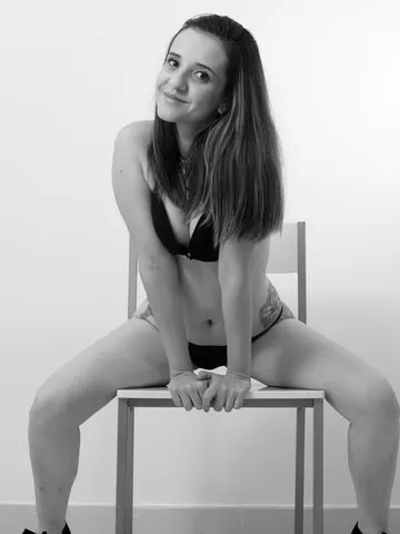 HannaRivera cam model