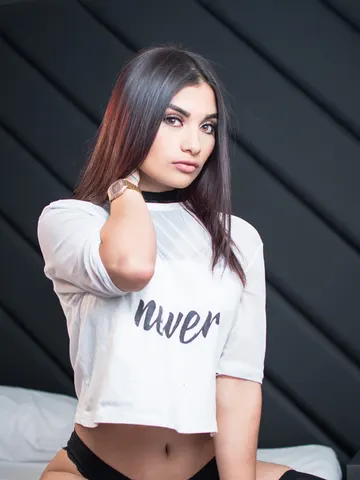 IsabellaCavalli cam model