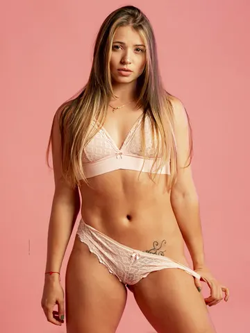 JenellWolf cam model
