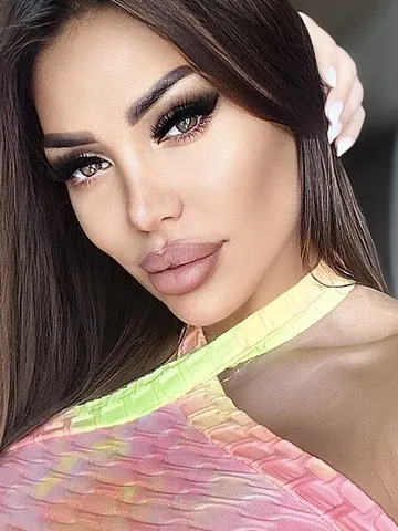 LeticiaLoren cam model