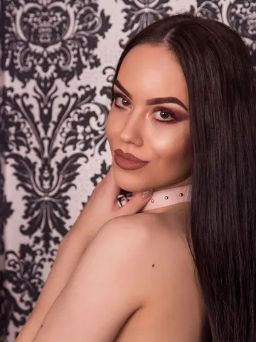 MadisonDivaa cam model