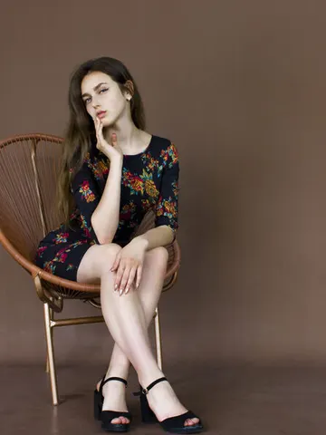 MeganeLarson cam model